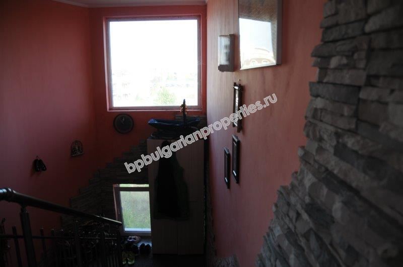 Просторные панорамные апартаменты близко от моря в Равде