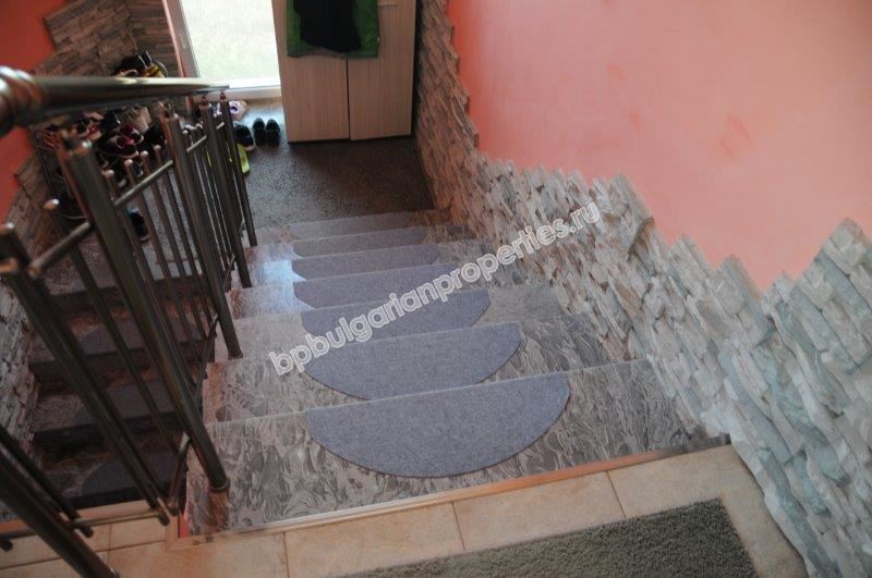 Просторные панорамные апартаменты близко от моря в Равде