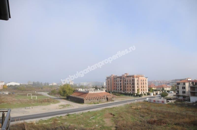 Просторные панорамные апартаменты близко от моря в Равде