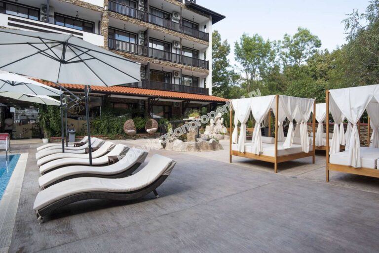 Квартиры в новом жилом комплексе-люкс в Приморско