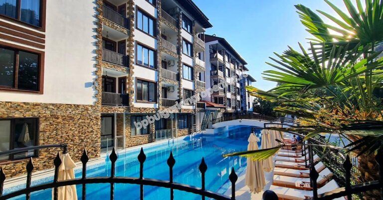 Квартиры в новом жилом комплексе-люкс в Приморско