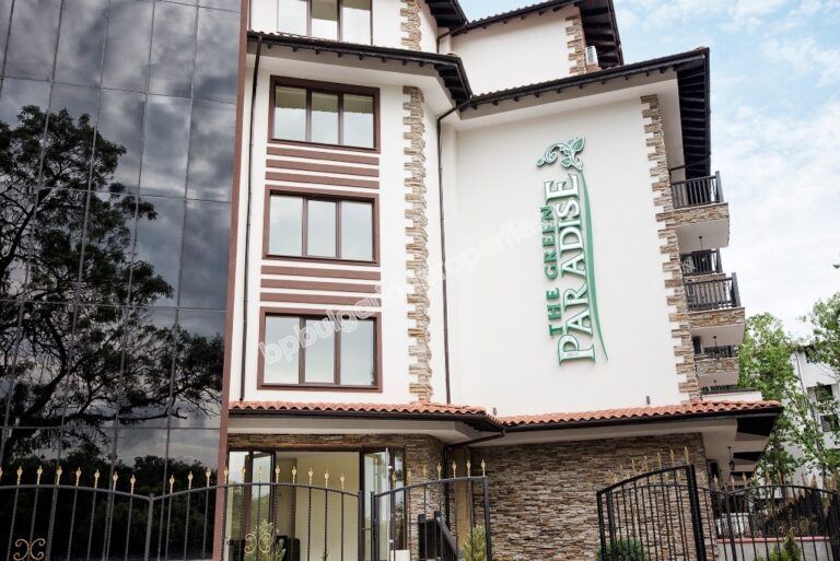 Квартиры в новом жилом комплексе-люкс в Приморско