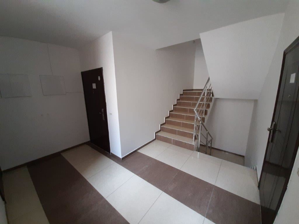 Дешевая студия без таксы обслуживания близко от моря в Равде