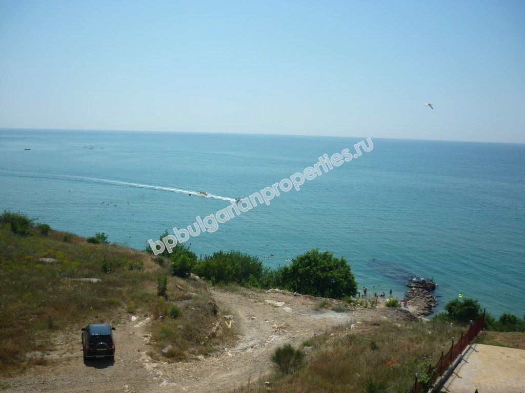 Большая студия с панорамным видом на море на первой линии