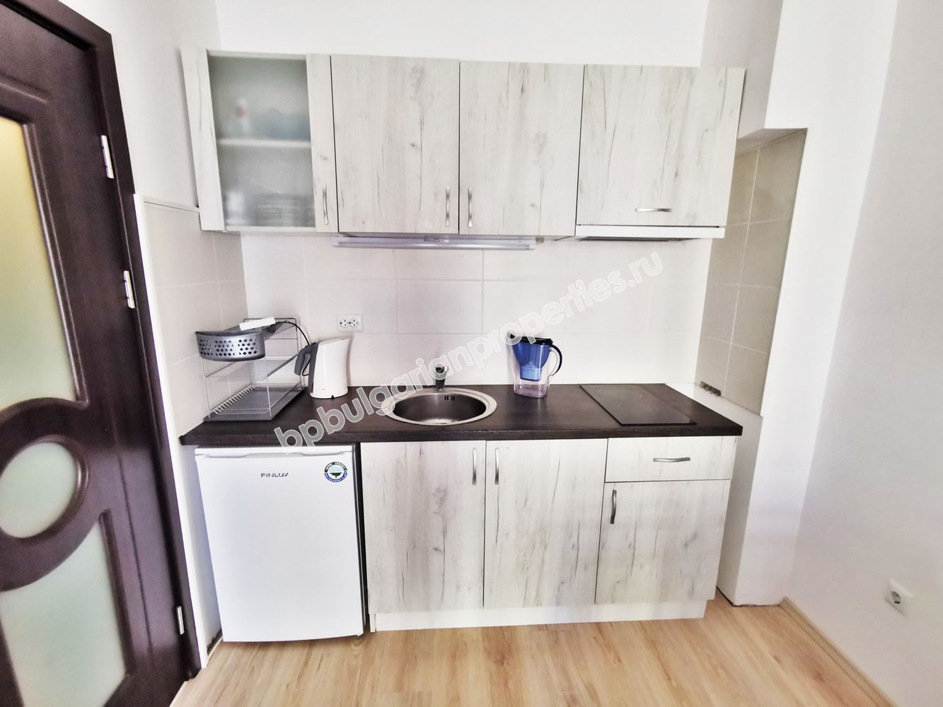 Недорогая вторичка в Святом Власе - меблированная двушка в новом комплексе