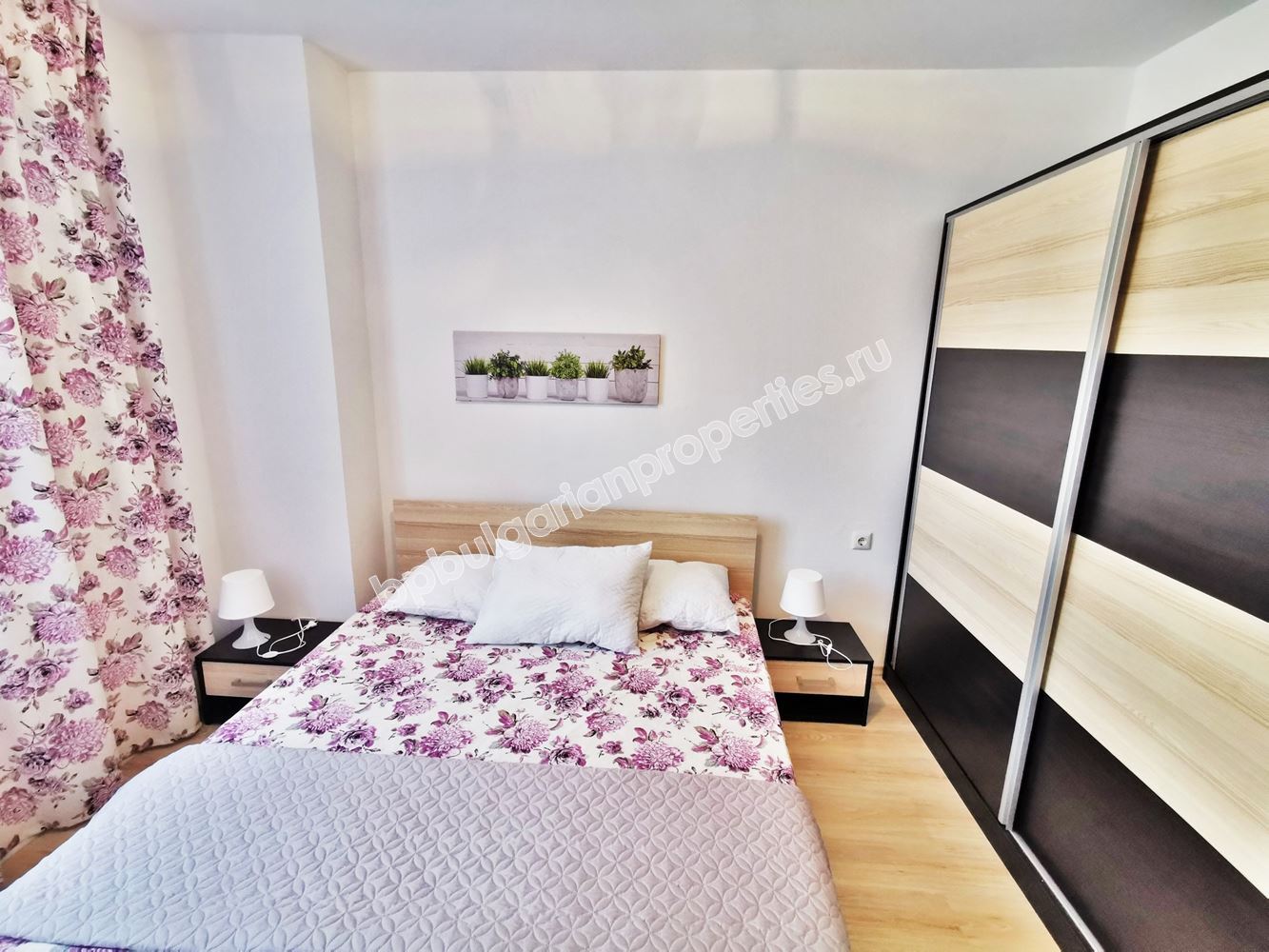 Недорогая вторичка в Святом Власе - меблированная двушка в новом комплексе