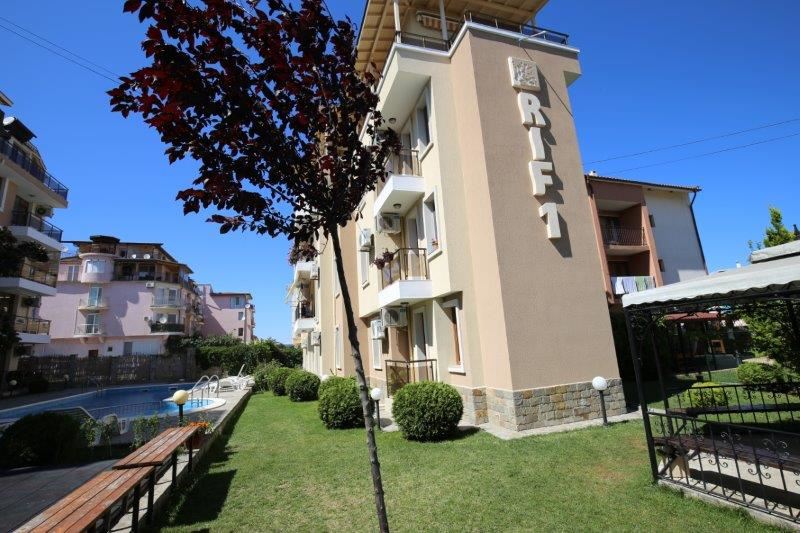 Двухкомнатная квартира в комплексе Риф, Равда - долгосрочная аренда