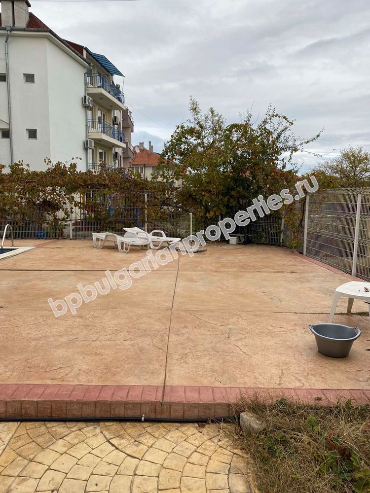 Дешевая двухкомнатная квартира в центральной части Равды