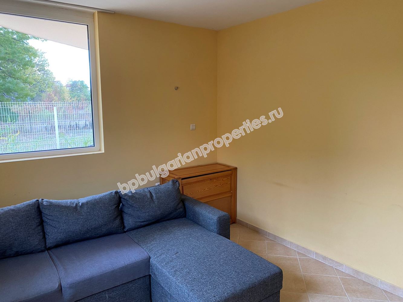 Дешевая двухкомнатная квартира в центральной части Равды