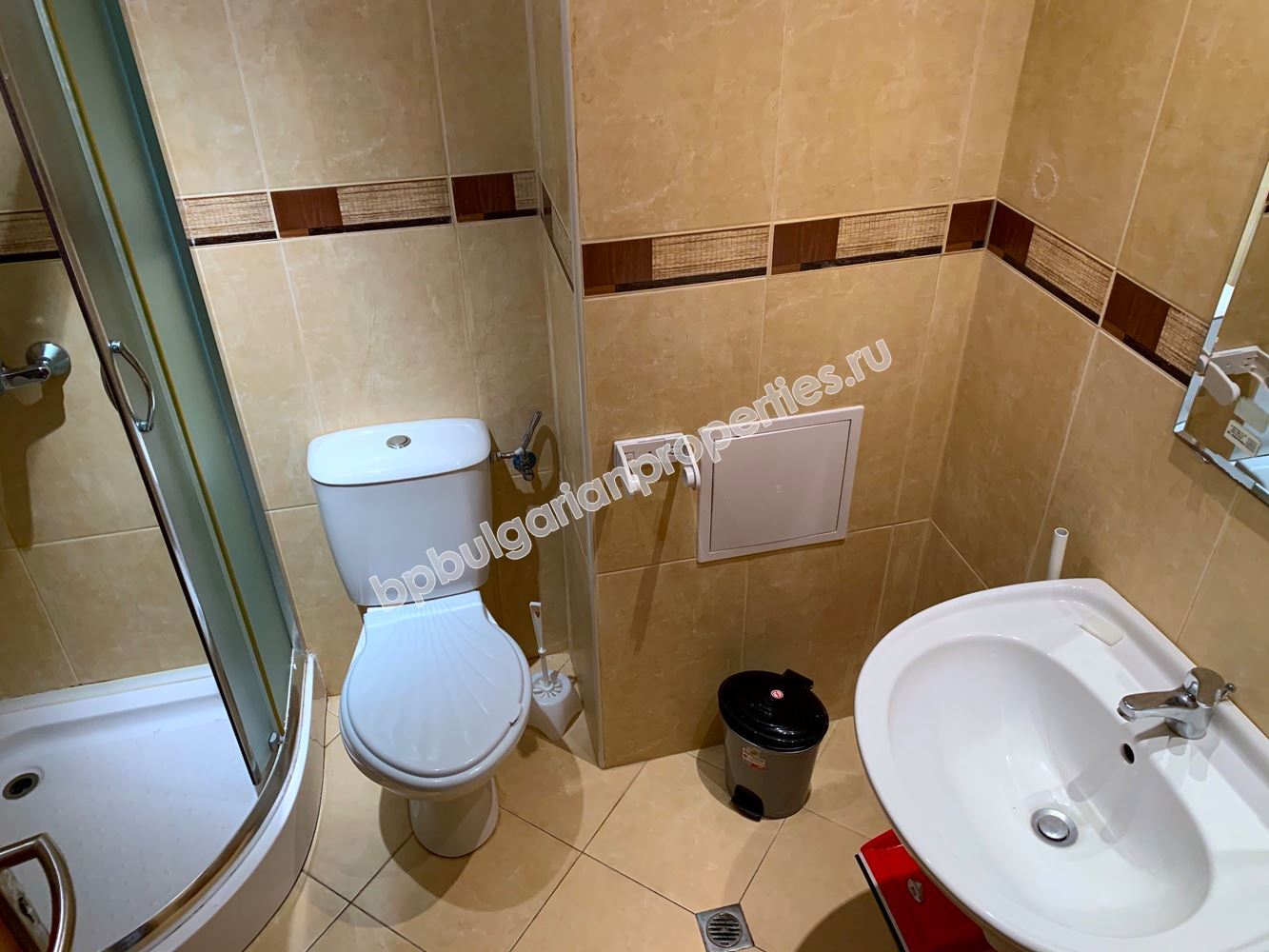 Квартира с видом на море на первой линии в Несебре