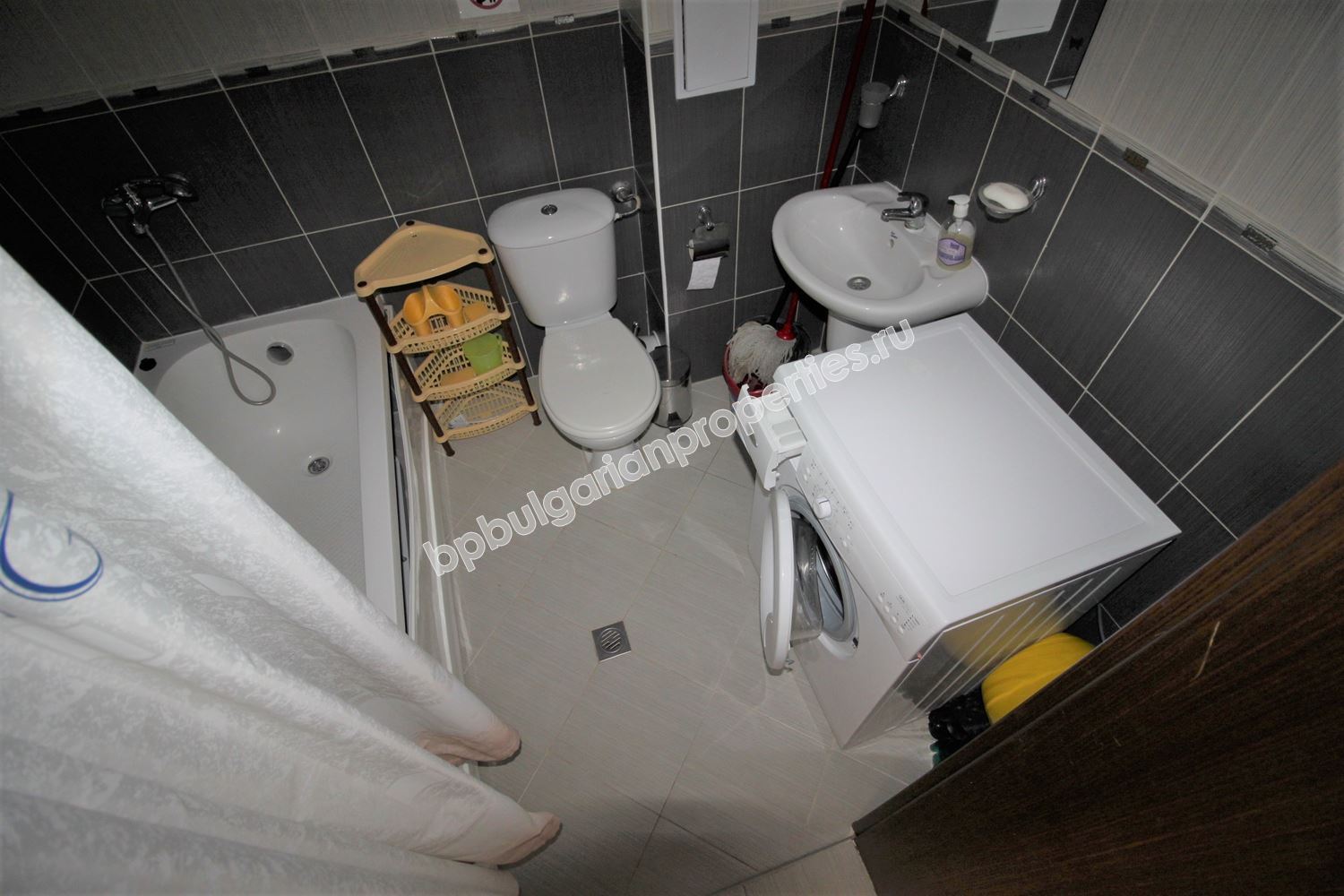 Трехкомнатные апартаменты-люкс с прямым видом на море