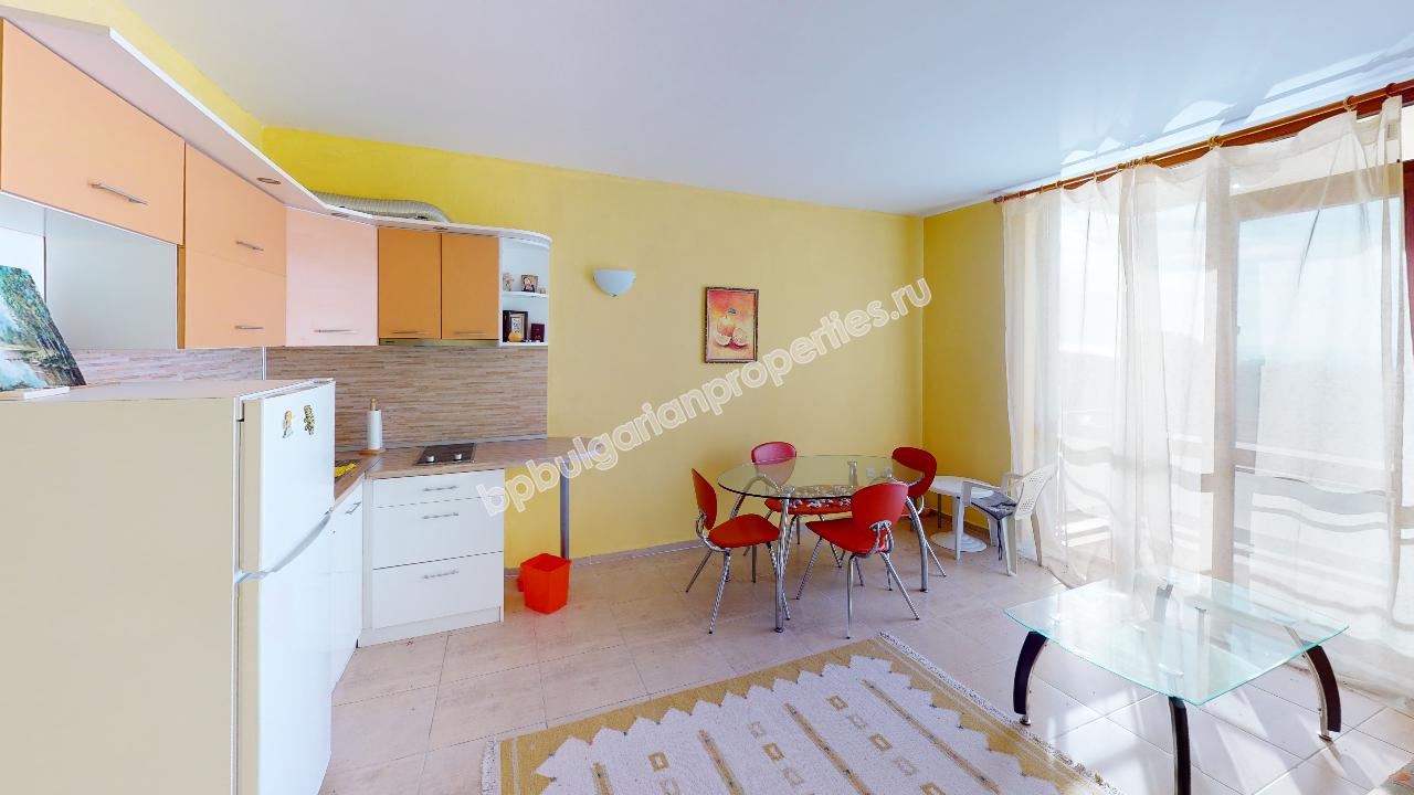 Меблированная трешка близко от моря по цене двушки