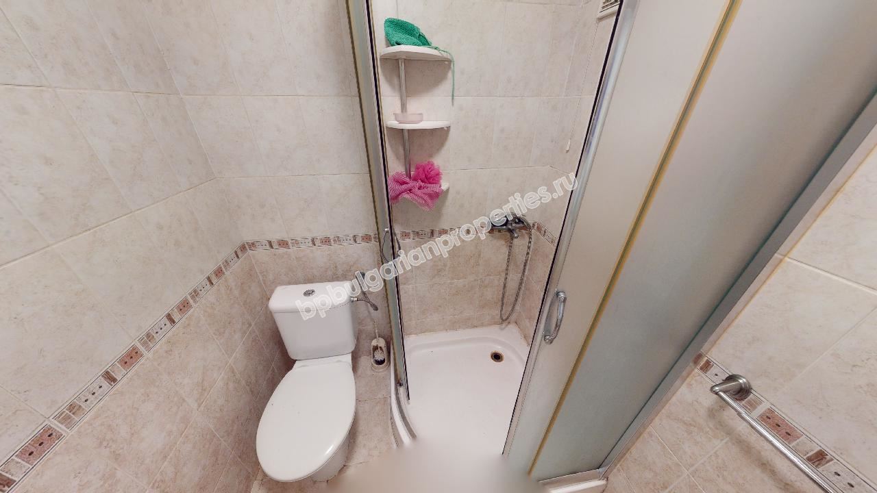 Двухэтажный дом с тремя спальнями и бассейном близко от города Бургас и моря