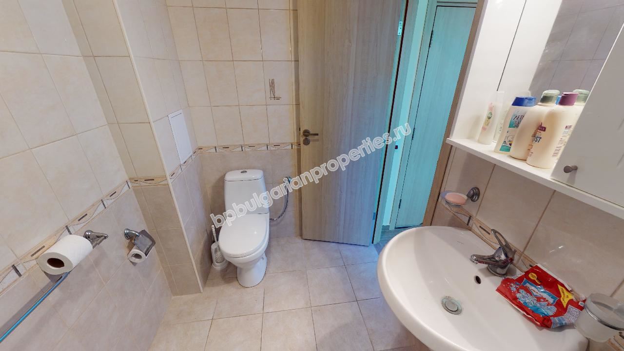 Недорогая двухкомнатная квартира в закрытом комплексе близко от моря