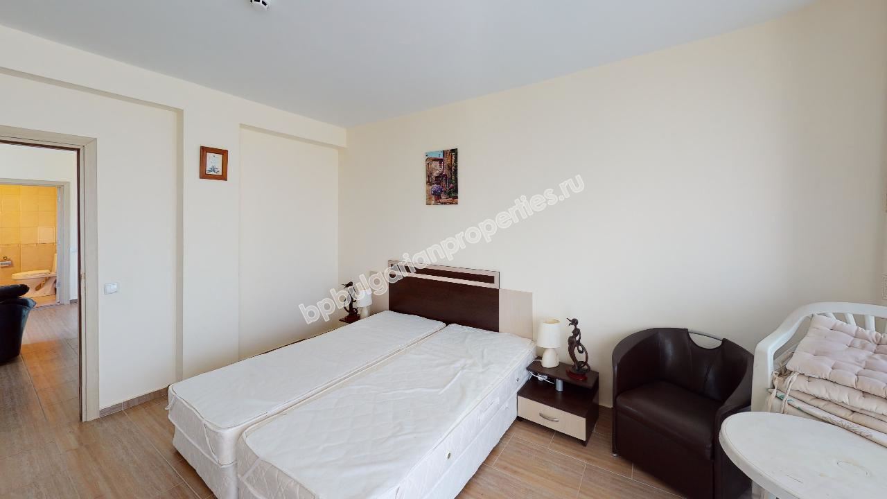 Недорогая двухкомнатная квартира в закрытом комплексе близко от моря