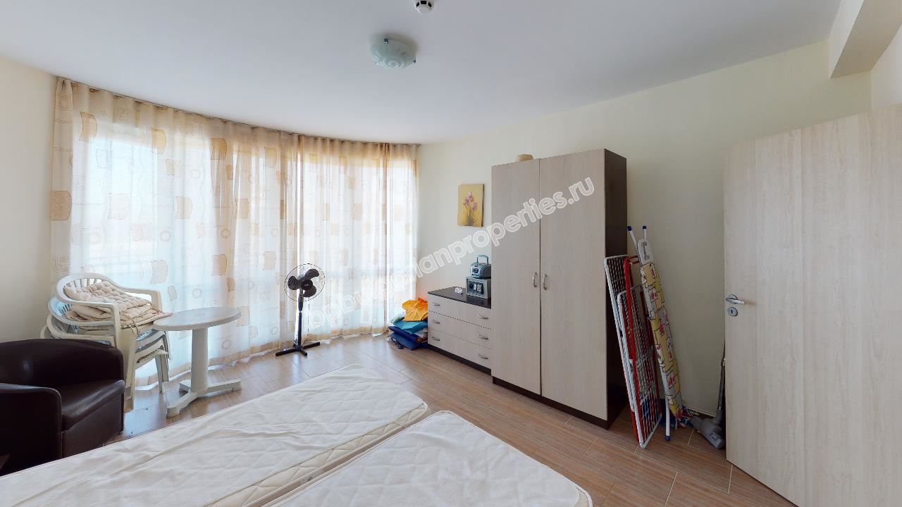 Недорогая двухкомнатная квартира в закрытом комплексе близко от моря