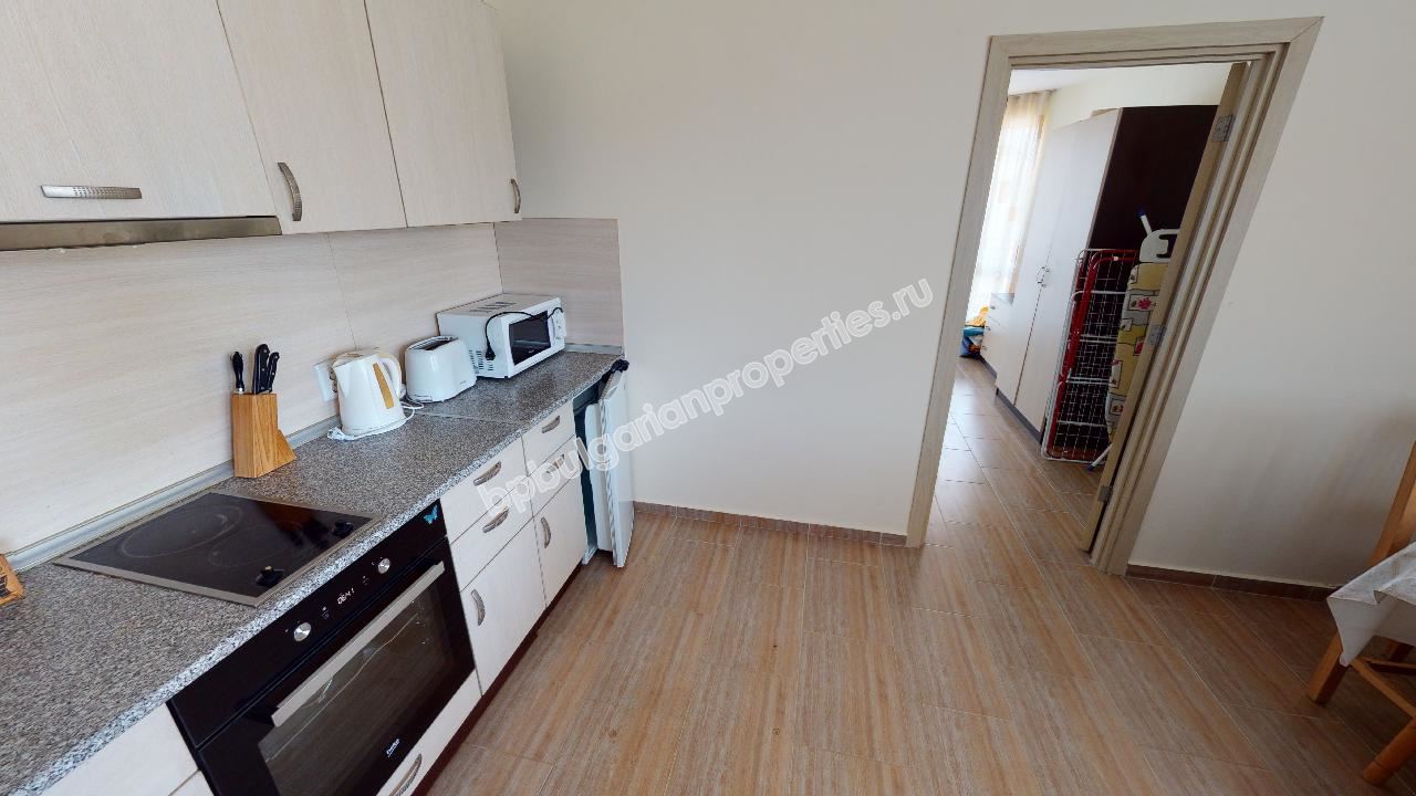 Недорогая двухкомнатная квартира в закрытом комплексе близко от моря