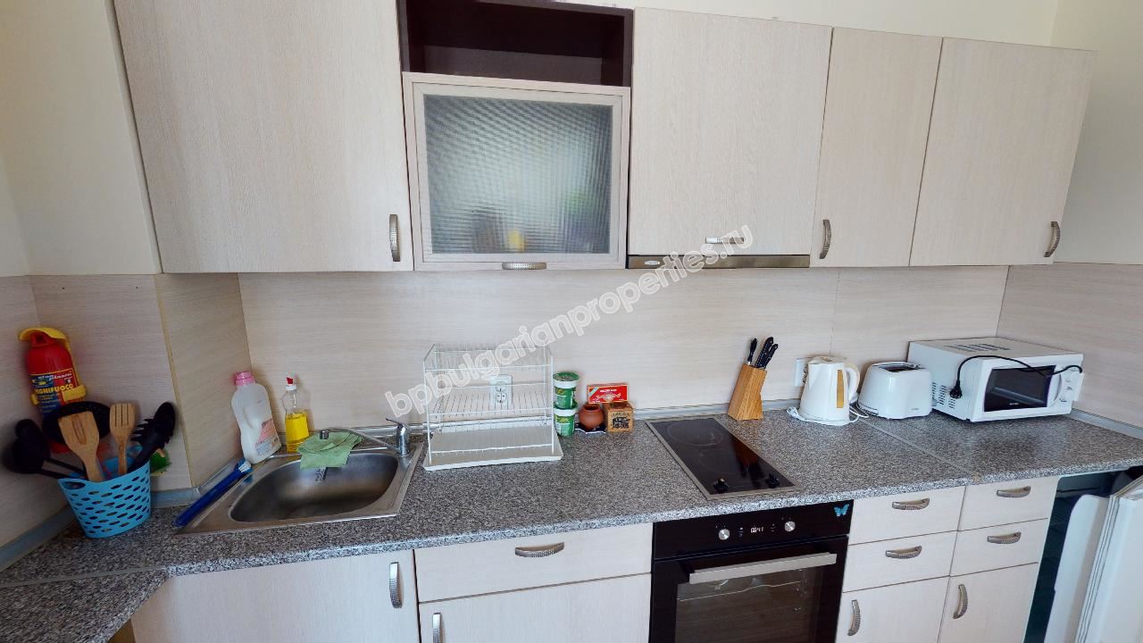 Недорогая двухкомнатная квартира в закрытом комплексе близко от моря