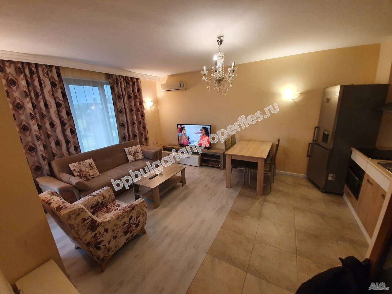 Меблированная двухуровневая квартира в доме без таксы поддержки, Несебр