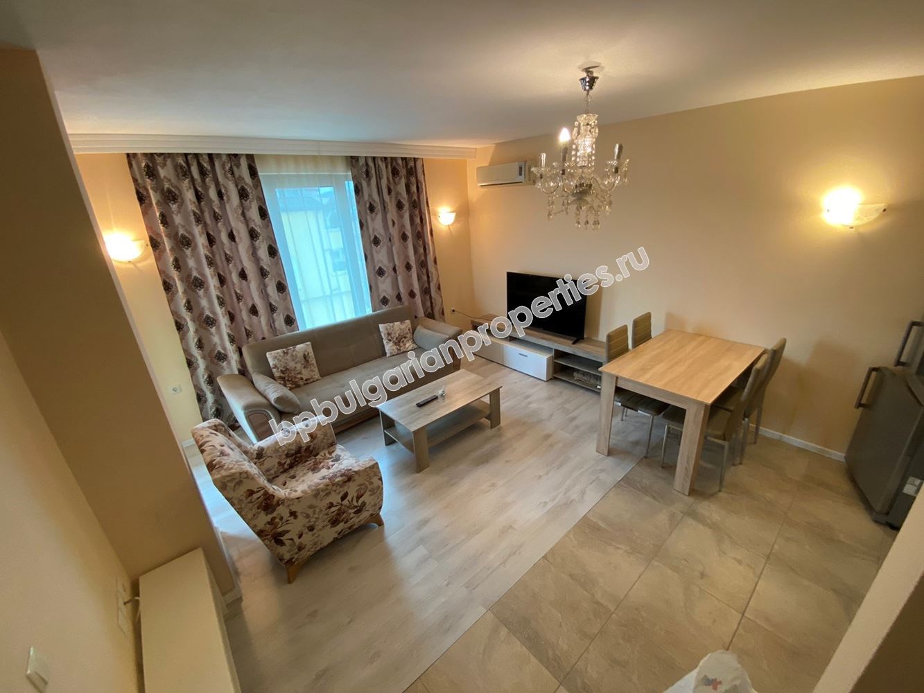 Меблированная двухуровневая квартира в доме без таксы поддержки, Несебр