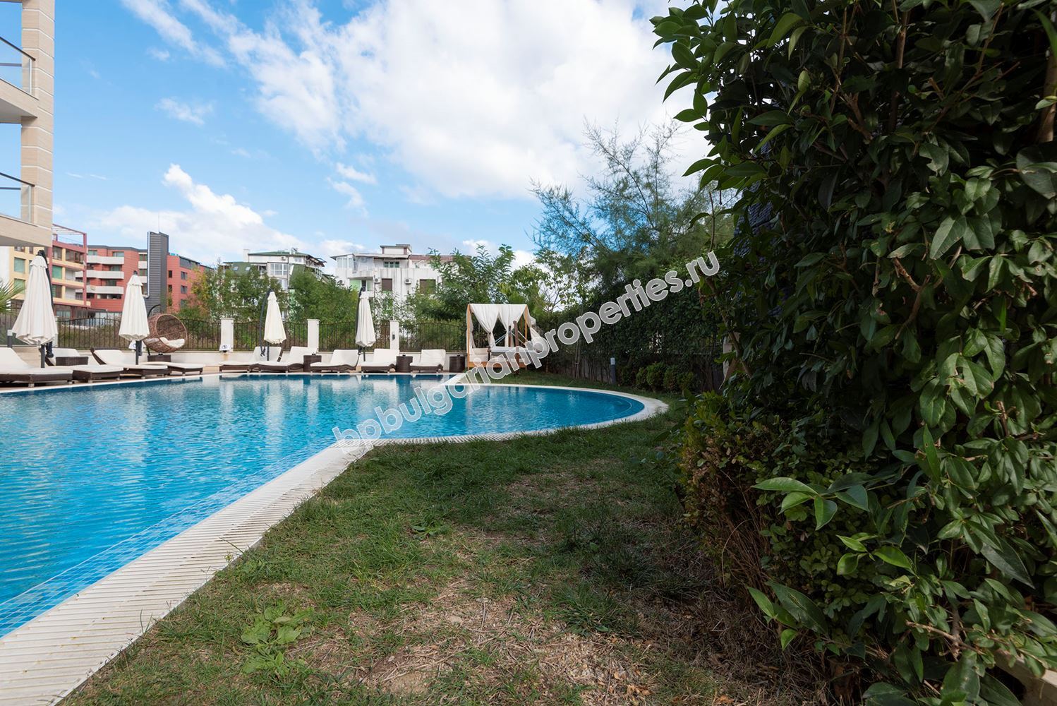 Элитная недвижимость на первой линии в Приморско