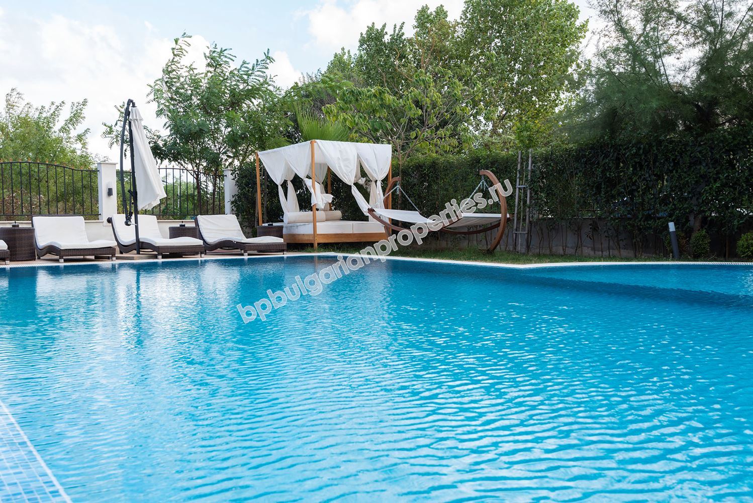 Элитная недвижимость на первой линии в Приморско