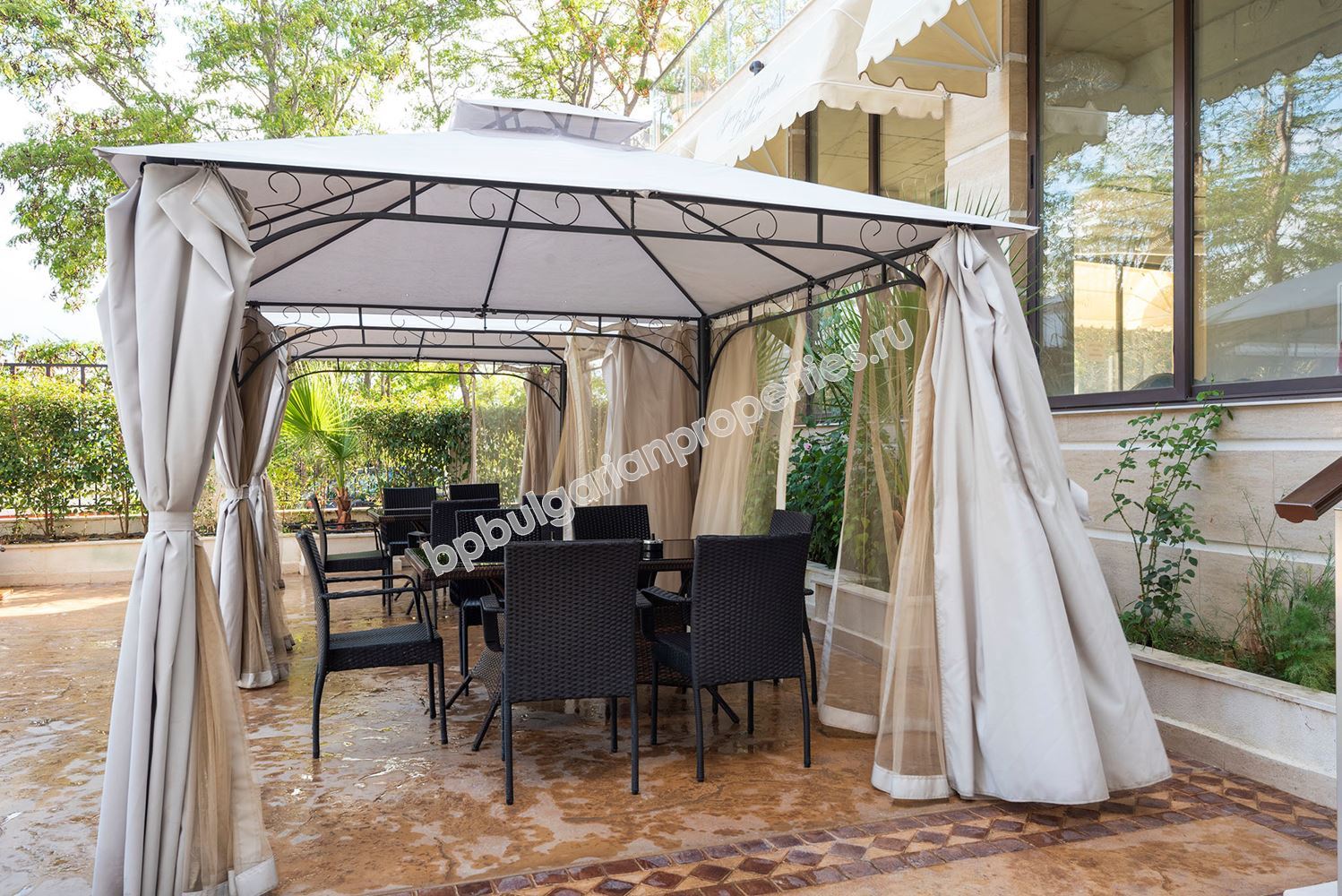 Элитная недвижимость на первой линии в Приморско