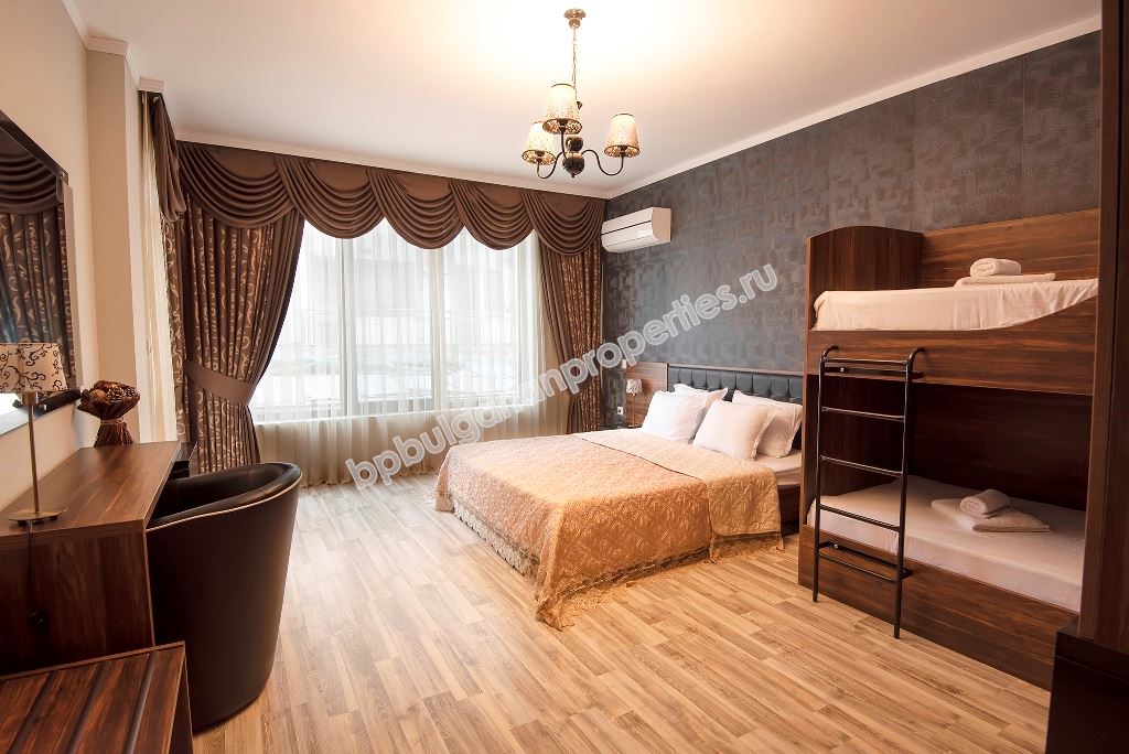 Элитная недвижимость на первой линии в Приморско