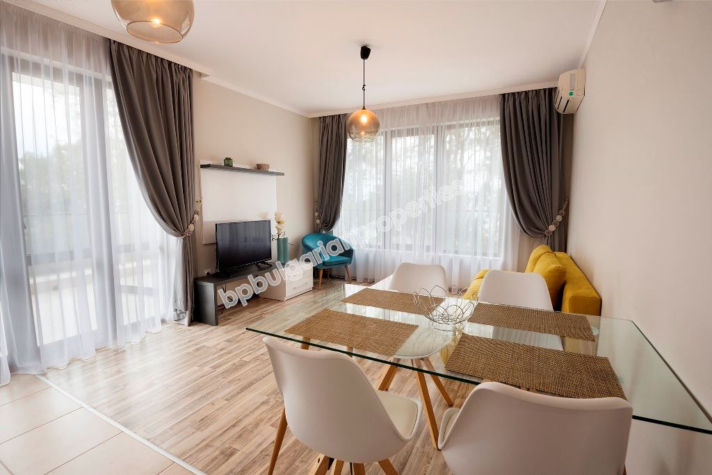 Элитная недвижимость на первой линии в Приморско