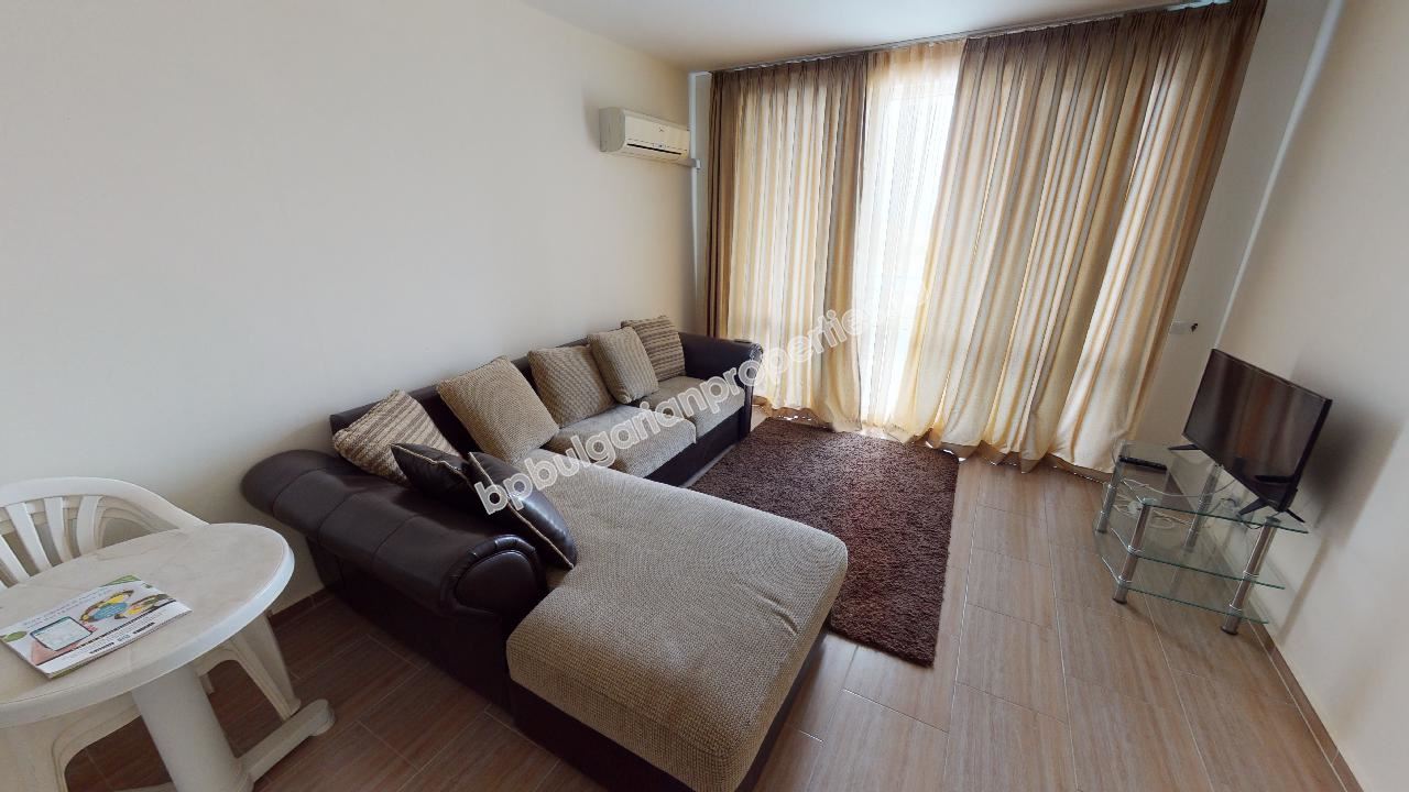 Двухкомнатная квартира без таксы с видом на море