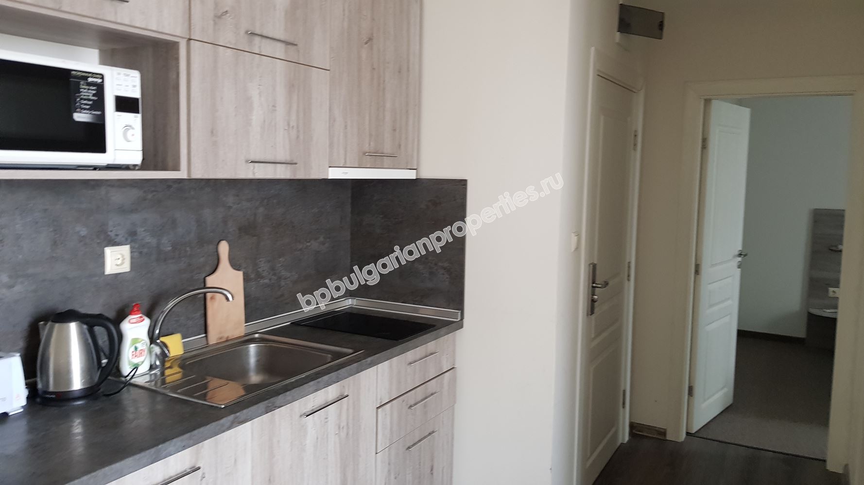 Меблированная квартира в комплексе-люкс, Солнечный Берег