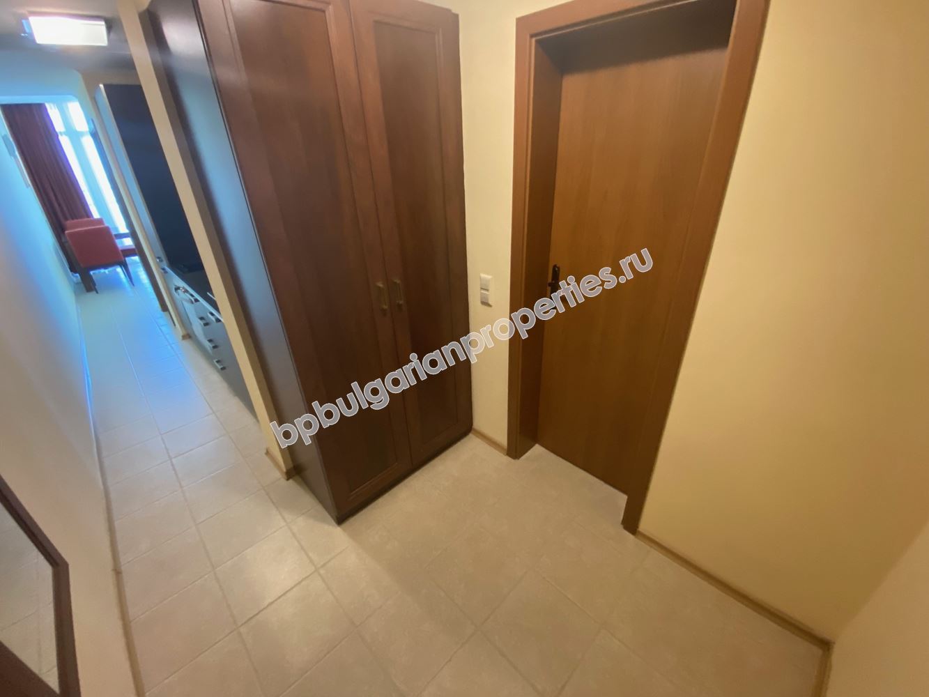 Двухкомнатная квартира в комплексе-люкс на первой линии