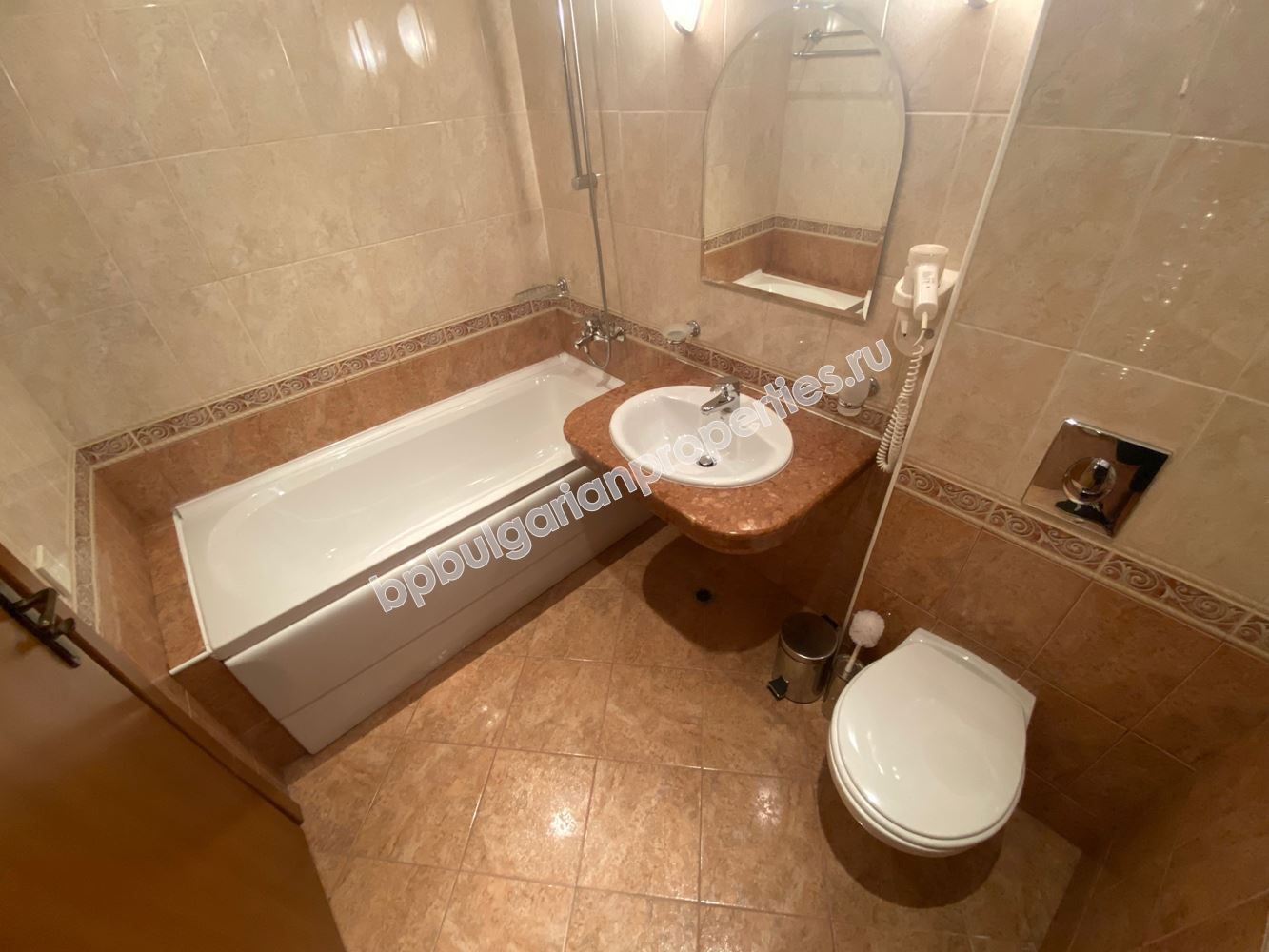 Двухкомнатная квартира в комплексе-люкс на первой линии