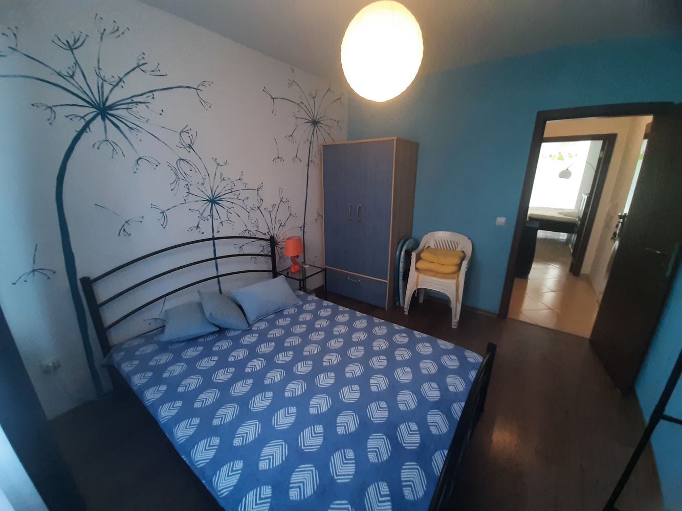 Двухкомнатная квартира в комплексе с бассейном близко от моря