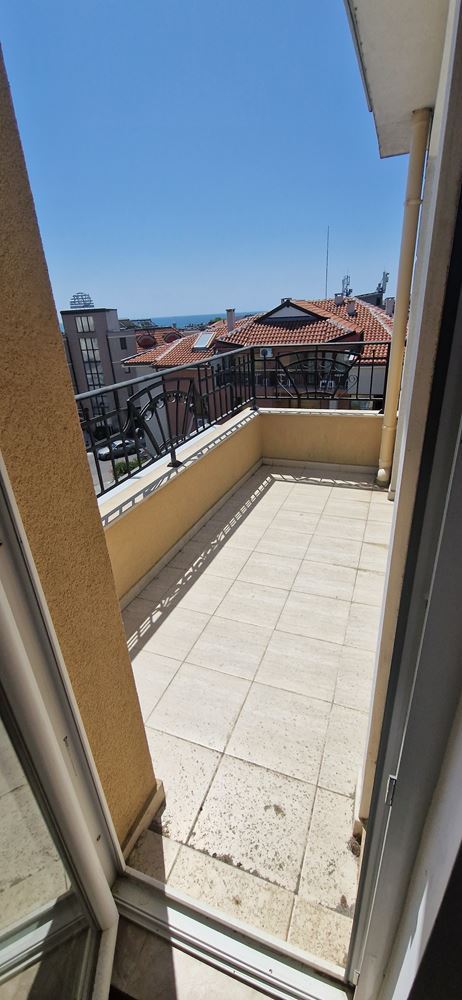 Новая квартира для постоянного проживания близко от моря