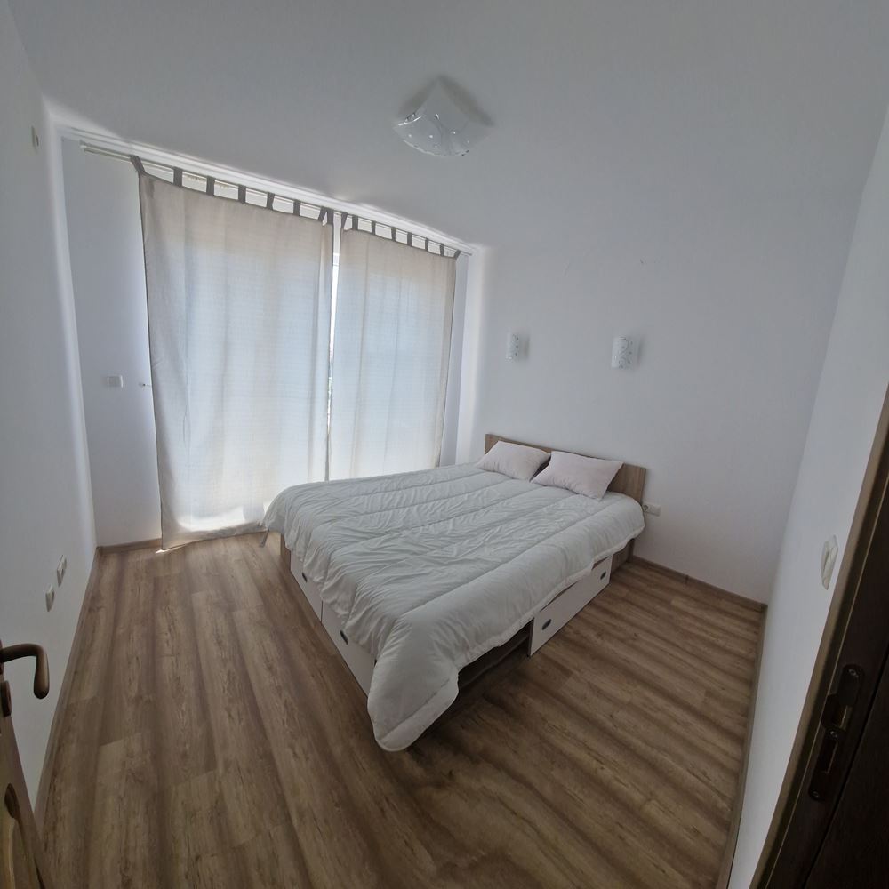 Новая квартира для постоянного проживания близко от моря