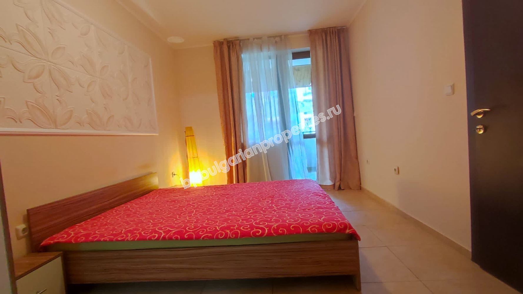 Двуспальный апартамент в закрытом комплексе в 200 м от пляжа