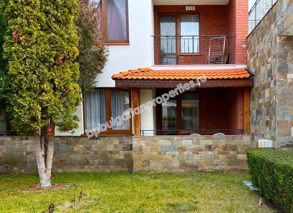 Двуспальный апартамент в закрытом комплексе в 200 м от пляжа