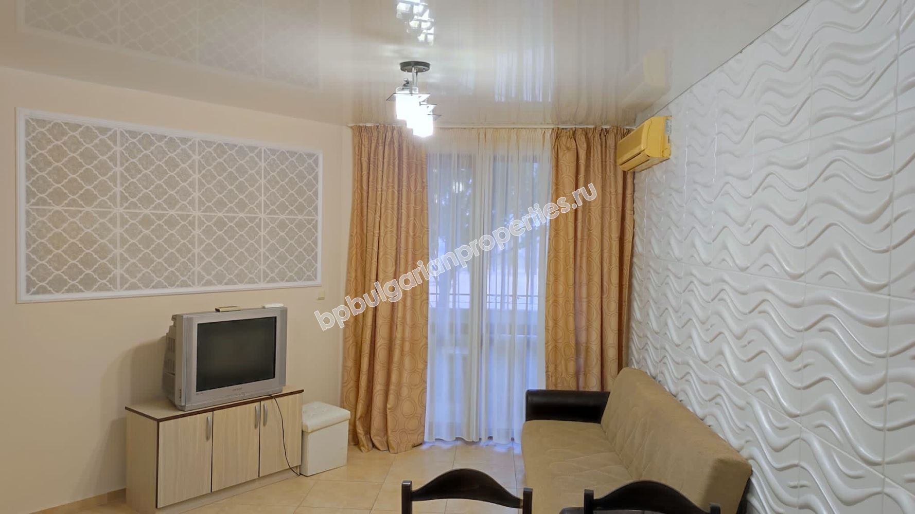 Двуспальный апартамент в закрытом комплексе в 200 м от пляжа