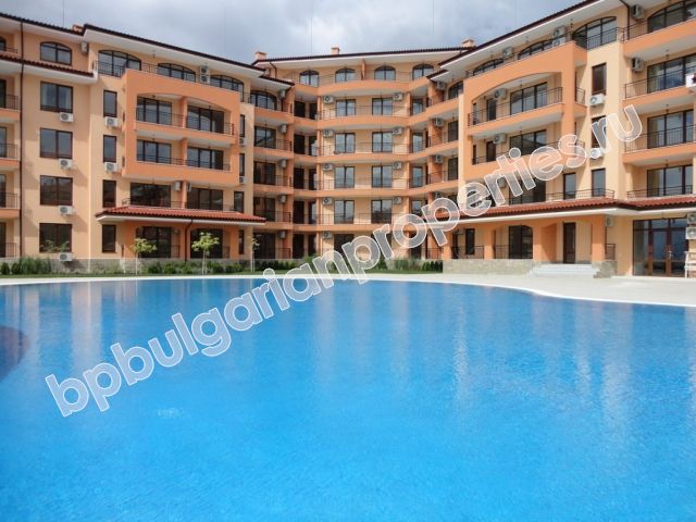 Квартиры для продажи на первой линии у моря в курорте Святой Влас