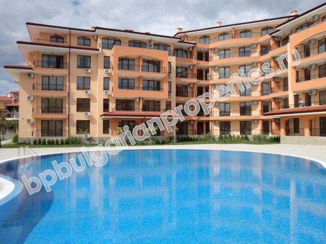 Квартиры для продажи на первой линии у моря в курорте Святой Влас