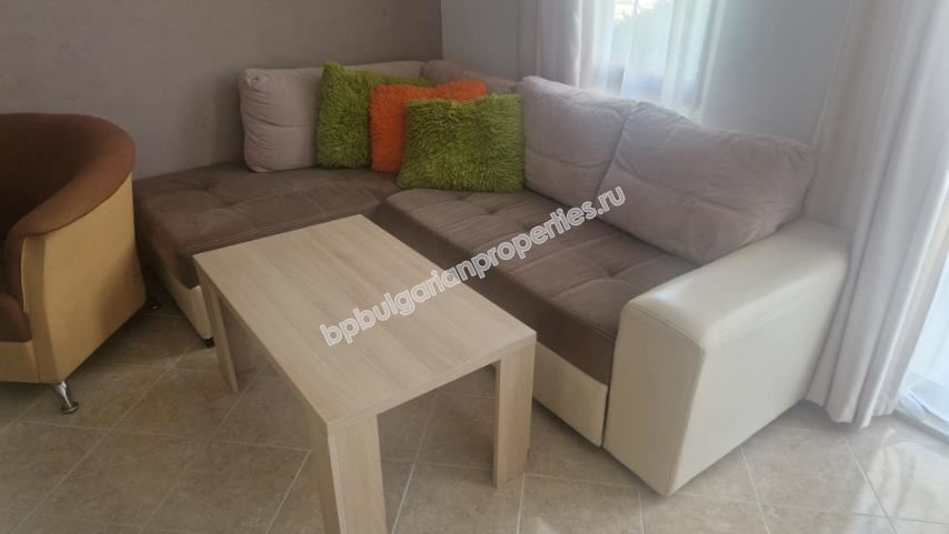 Меблированная двухкомнатная квартира в комплексе с бассейном в Равде Меблированная двухкомнатная квартира в комплексе с бассейном в Равде