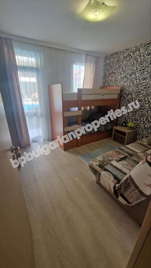 Меблированная двухкомнатная квартира в комплексе с бассейном в Равде Меблированная двухкомнатная квартира в комплексе с бассейном в Равде