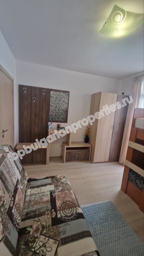 Меблированная двухкомнатная квартира в комплексе с бассейном в Равде Меблированная двухкомнатная квартира в комплексе с бассейном в Равде