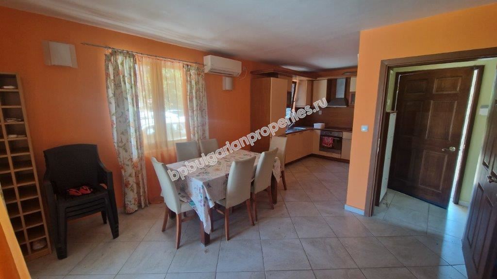 Дом с видом на море в закрытом комплексе в районе Буджака, Созопол