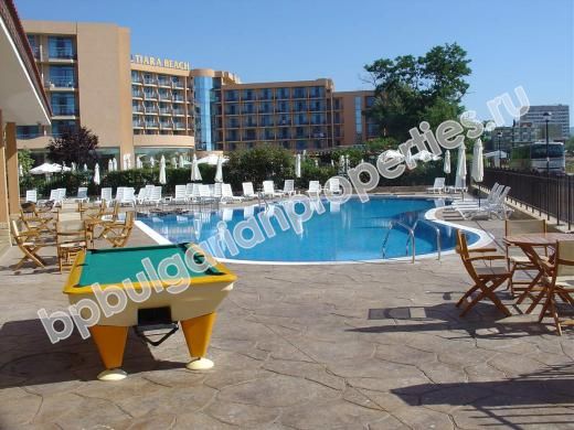 Квартиры люкс, первая линия к морю в курорте Солнечны берег