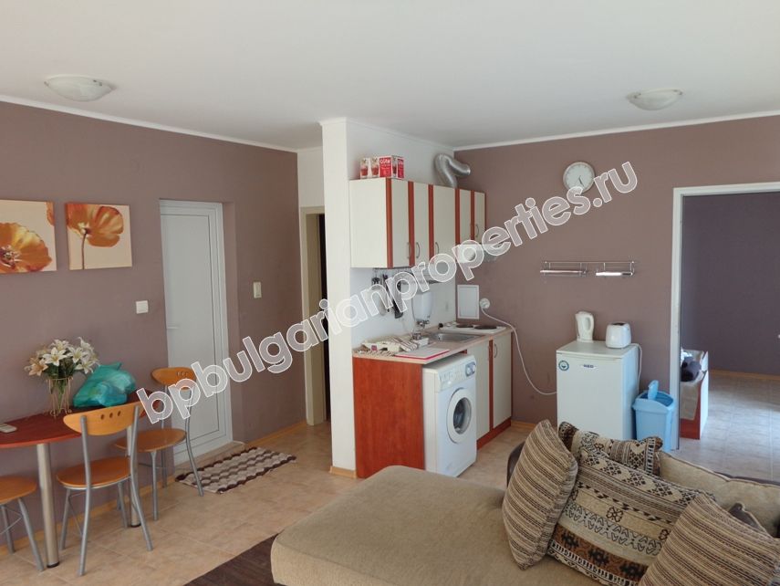 Обставленная квартира на продажу в Солнечном Берегу