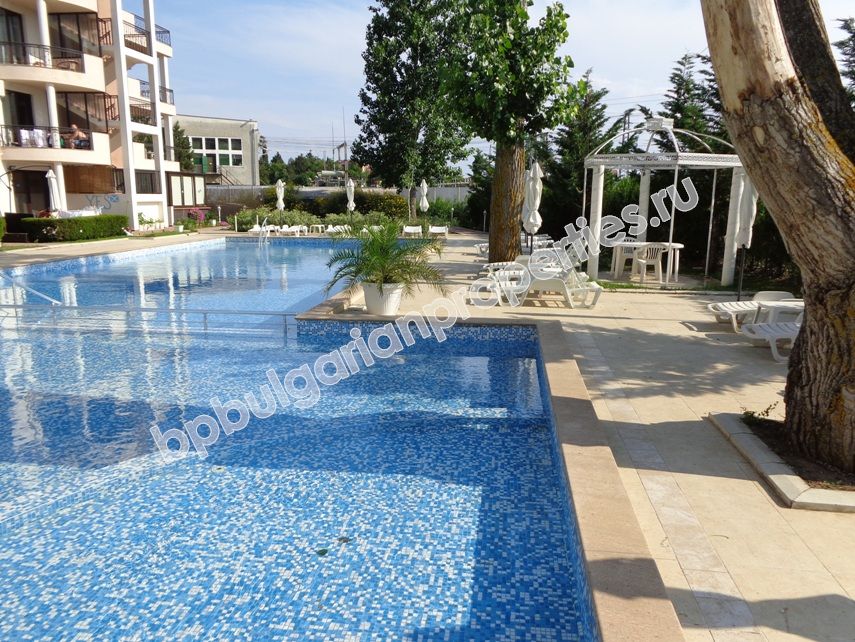 Обставленная квартира на продажу в Солнечном Берегу