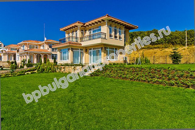 Люксовые дома на заказ в комплексе Sunset Villas, недалеко от к.к. Солнечный берег