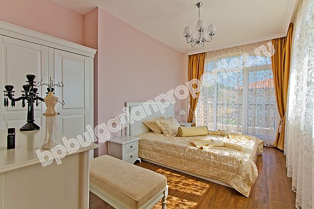 Люксовые дома на заказ в комплексе Sunset Villas, недалеко от к.к. Солнечный берег